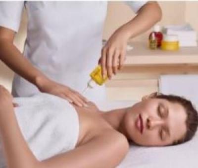 Therapeutische Frauenmassage Aktion